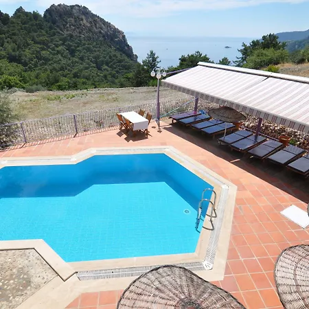 Lavanta Butik Otel Turunc Aparthotel 4*