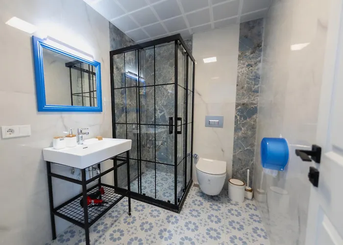 מלון דירות Lavanta Butik 4*