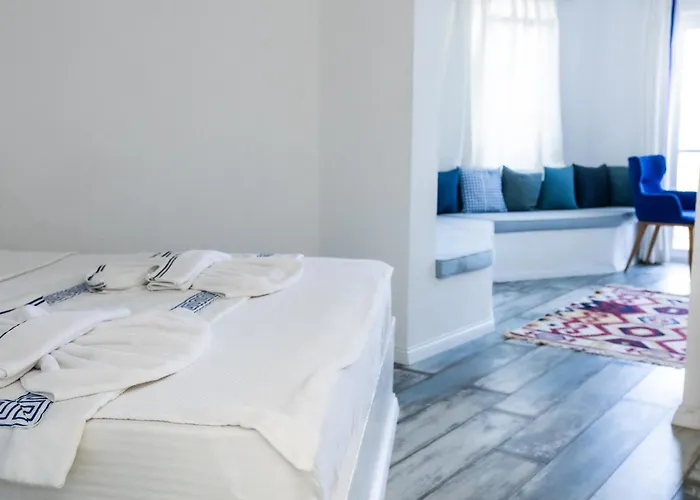 Lavanta Butik Otel Turunc Aparthotel 4*
