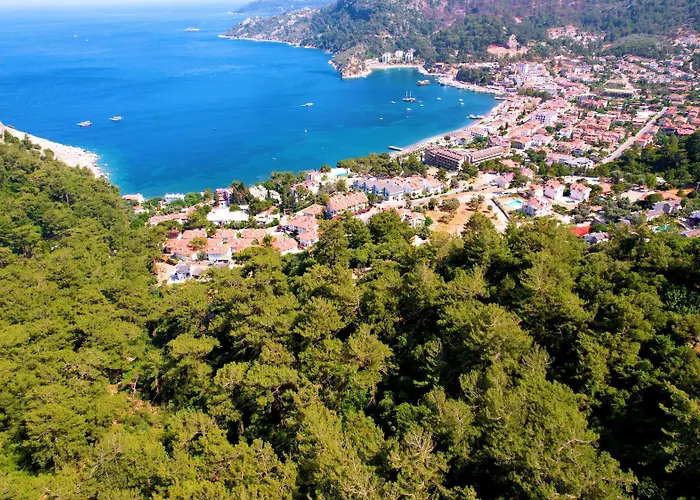 Lavanta Butik Otel Turunc Aparthotel 4*